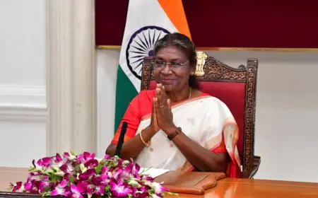 ਮੁੱਖ ਮੰਤਰੀ ਮਾਨ ਅਤੇ ਰਾਜਪਾਲ ਕਟਾਰੀਆ ਨੇ ਰਾਸ਼ਟਰਪਤੀ ਦ੍ਰੋਪਦੀ ਮੁਰਮੂ ਦਾ ਪੰਜਾਬ ਪਹੁੰਚਣ ’ਤੇ ਕੀਤਾ ਸਵਾਗਤ