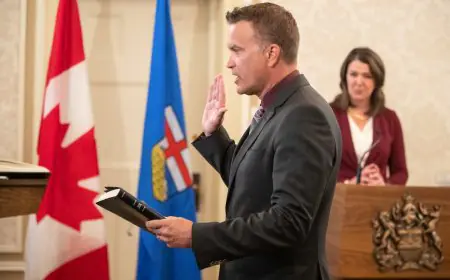 ਅਲਬਰਟਾ ਯੂਸੀਪੀ ਨੇ ਘੁਟਾਲੇ ਦੀ ਆਲੋਚਨਾ ਕਾਰਨ ਸਾਬਕਾ ਕੈਬਨਿਟ ਮੰਤਰੀ ਨੂੰ ਕੀਤਾ ਕਾਕਸ ਤੋਂ ਬਾਹਰ 