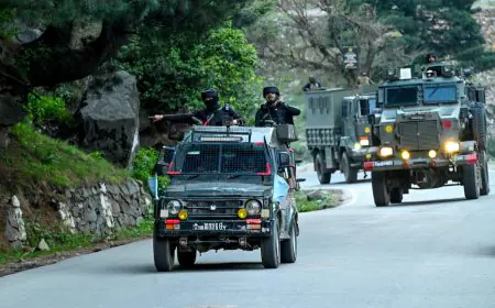 ਪਹਿਲਗਾਮ ਅੱਤਵਾਦੀ ਹਮਲਾ: ਚੰਡੀਗੜ੍ਹ ਕਾਂਗਰਸ ਨੇ ਕੱਢਿਆ ਕੈਂਡਲ ਮਾਰਚ 