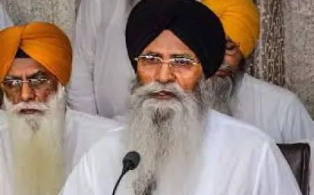 ਇਜ਼ਰਾਈਲ-ਇਰਾਨ ਜੰਗ: ਐਸਜੀਪੀਸੀ ਦੇ ਪ੍ਰਧਾਨ ਹਰਜਿੰਦਰ ਸਿੰਘ ਧਾਮੀ ਨੇ ਭਾਰਤ ਸਰਕਾਰ ਨੂੰ ਗੁਰੂ ਸਾਹਿਬ ਦੇ ਸਰੂਪ ਸੁਰੱਖਿਅਤ ਥਾਵਾਂ ’ਤੇ ਭੇਜਣ ਦੀ ਕੀਤੀ ਅਪੀਲ