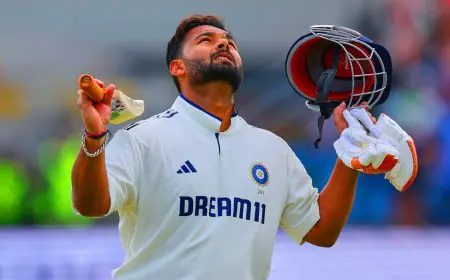 ਵਿਕਟਕੀਪਰ ਬੱਲੇਬਾਜ਼ ਰਿਸ਼ਭ ਪੰਤ ਨੂੰ ਅੰਪਾਇਰ ਦੇ ਫੈਸਲੇ ’ਤੇ ਅਸਹਿਮਤੀ ਦਿਖਾਉਣ ਲਈ ਆਈਸੀਸੀ ਨੇ ਪਾਈ ਝਾੜ