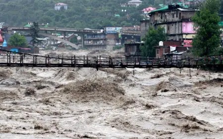 ਹਿਮਾਚਲ ਵਿੱਚ ਆਏ ਹੜ੍ਹਾਂ ਵਿੱਚ ਛੇ ਲੋਕਾਂ ਦੀ ਹੋਈ ਮੌਤ, ਲਾਪਤਾ ਲੋਕਾਂ ਦੀ ਭਾਲ ਜਾਰੀ  