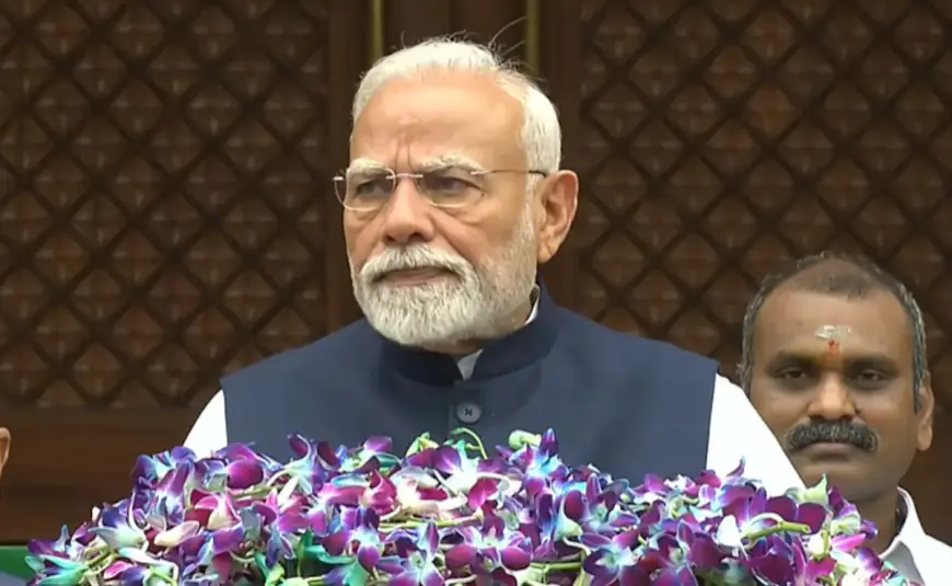 ਕਾਰਗਿਲ ਵਿਜੇ ਦਿਵਸ ਮੌਕੇ ਪ੍ਰਧਾਨ ਮੰਤਰੀ ਨਰਿੰਦਰ ਮੋਦੀ ਨੇ ਕਾਰਗਿਲ ਦੇ ਸੈਨਿਕਾਂ ਨੂੰ ਕੀਤਾ ਯਾਦ