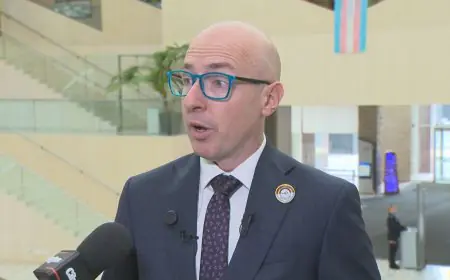 ਐਡਮੰਟਨ ਦੇ ਮੇਅਰ ਵੱਲੋਂ ਸ਼ਹਿਰੀ ਕਰਮਚਾਰੀਆਂ ਨਾਲ ਪਰੇਸ਼ਾਨੀ ਤੇ ਧਮਕੀਆਂ ਖ਼ਿਲਾਫ਼ ਅਪੀਲ