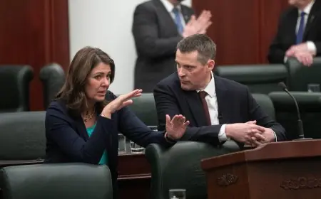 ਉੱਚੇ ਇੰਧਨ ਭਾਅ ਵਿਚਕਾਰ ਅਲਬਰਟਾ ਨੇ ਗੈਸ ਟੈਕਸ ਘਟਾਉਣ ਤੋਂ ਕੀਤਾ ਇਨਕਾਰ