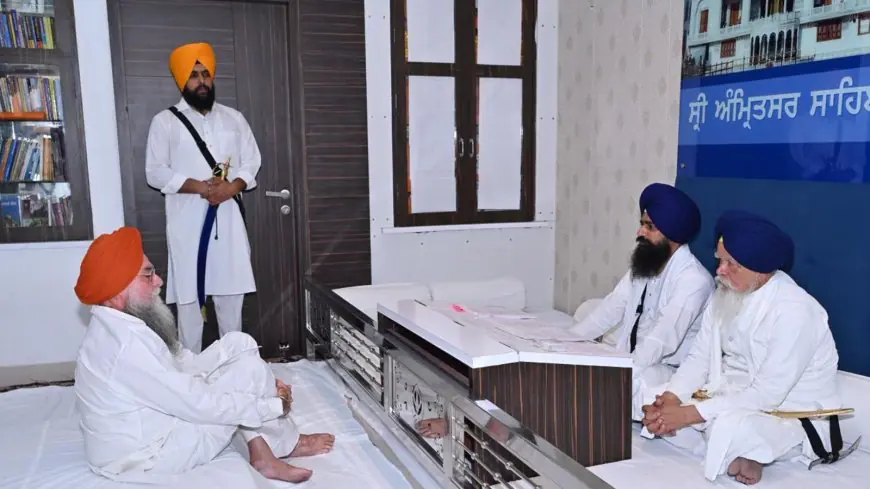 ਬੇਅਦਬੀ ਕਾਨੂੰਨ ਵਿਵਾਦ: ਵਿਧਾਨ ਸਭਾ ਸਪੀਕਰ ਕੁਲਤਾਰ ਸਿੰਘ ਸੰਧਵਾਂ ਅਕਾਲ ਤਖ਼ਤ ਸਾਹਿਬ ਅੱਗੇ ਹੋਏ ਪੇਸ਼